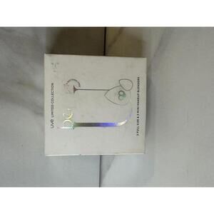 UVE Beauty Free To Be U Limited Collection makeup blenders